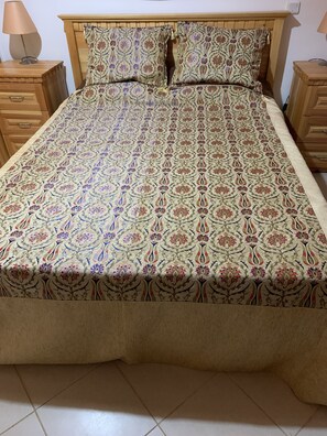 4 bedrooms, iron/ironing board, travel cot, free WiFi - Ideally located 4 bedroom villa with private pool (Fethiye)