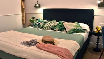 1 bedroom, desk, free WiFi, bed sheets