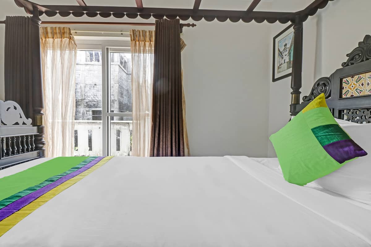 Economy Double Room | Desk, iron/ironing board (on request)