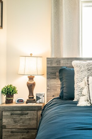 3 chambres, fer et planche à repasser, Wi-Fi gratuit, draps fournis