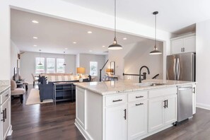 Interior - The Gibson (Nashville)