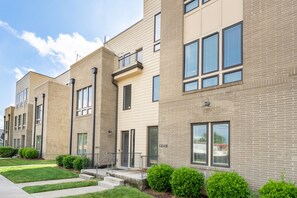 Exterior - The Gibson - Only 5 Minutes from Downtown (Nashville)