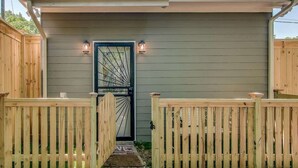 Property grounds - Rustic Studio Walkable to Music Row (Nashville)