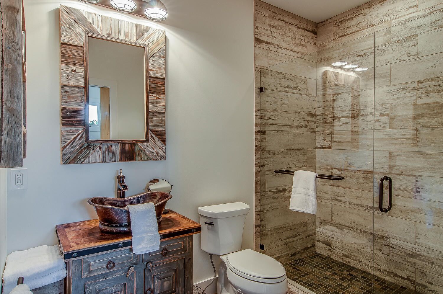 Rustic Studio Walkable to Music Row