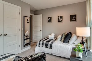 3 Schlafzimmer, Bügeleisen/Bügelbrett, kostenloses WLAN, Bettwäsche