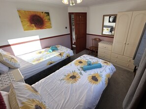 Casa de campo | 3 quartos, individualmente decorados, individualmente mobiliados