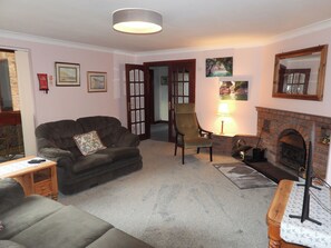 Cottage | Living area - Eric House (Filey)