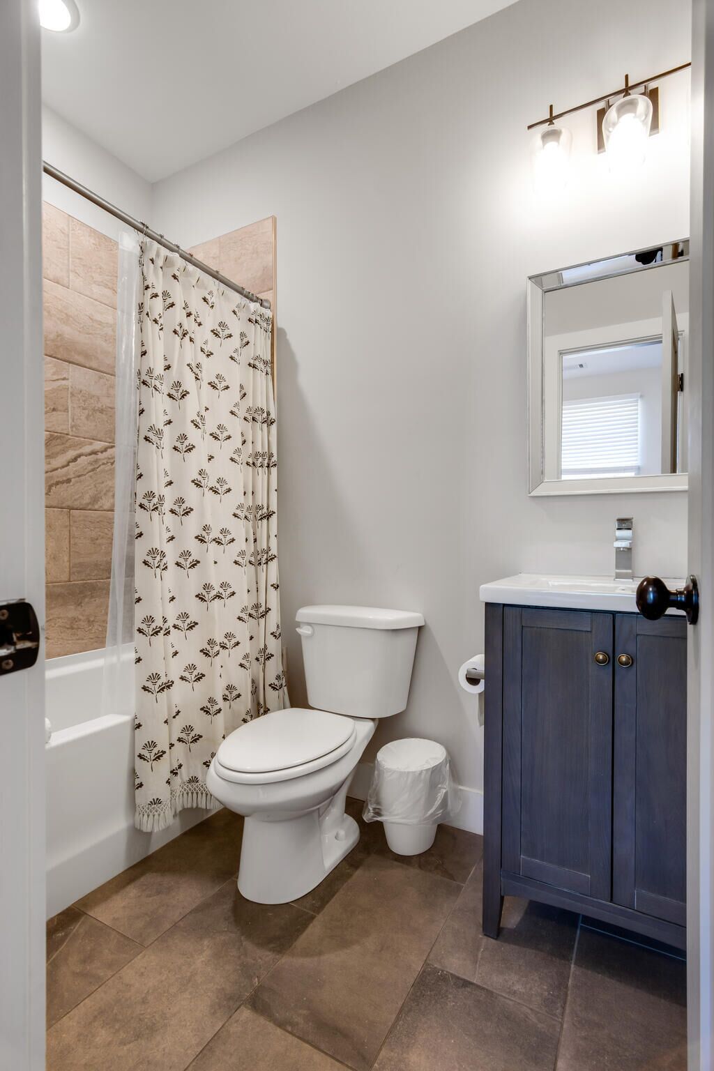 The National  - Walk to Great Dining and Shopping