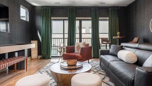 Living area - The Bel- Vandy (Nashville)
