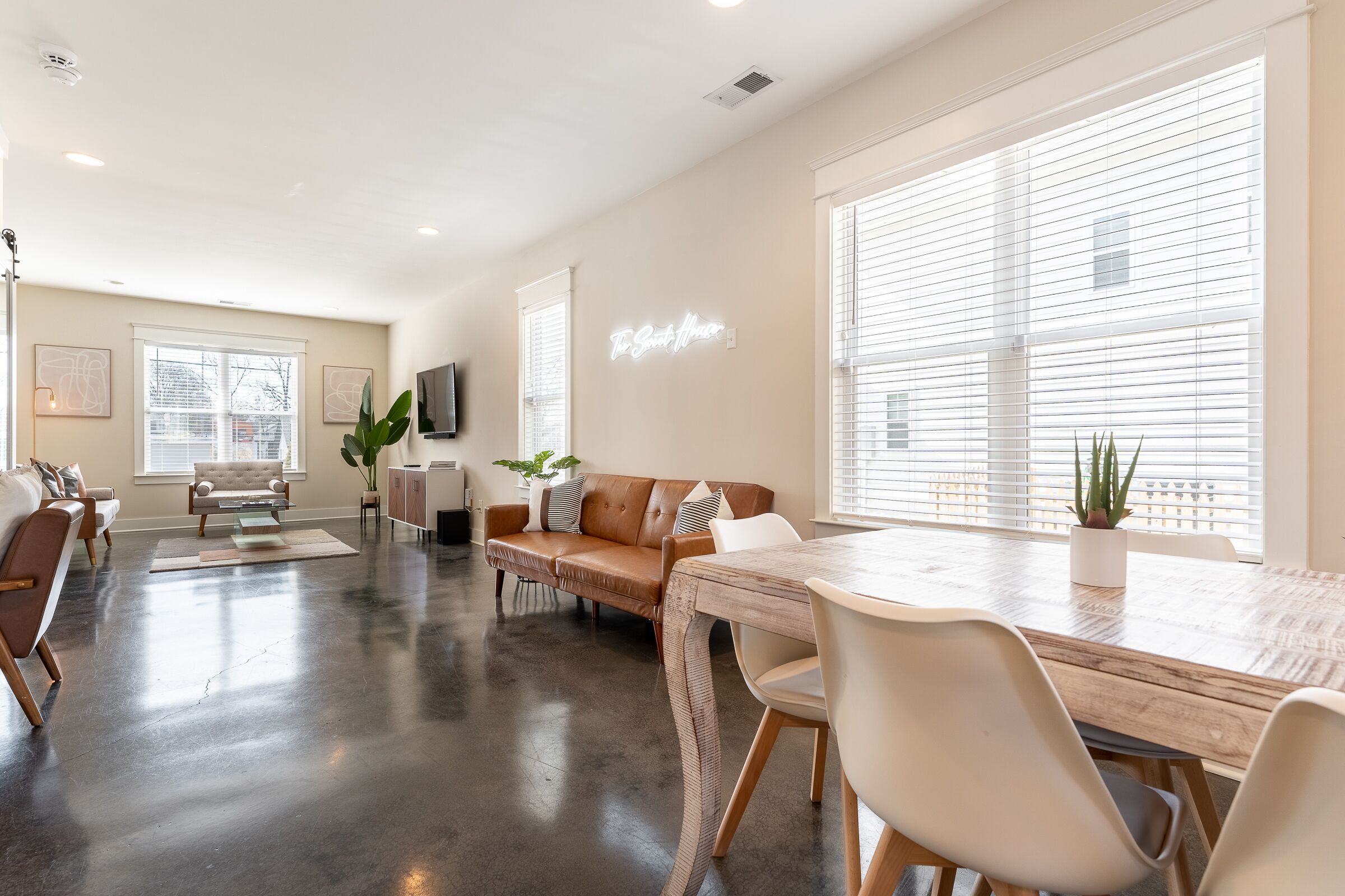 The Sweet House - Dreamy Home in East Nashville