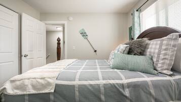 3 bedrooms, iron/ironing board, free WiFi, bed sheets