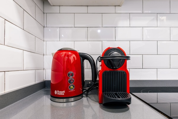 Kaffee und/oder Kaffeemaschine