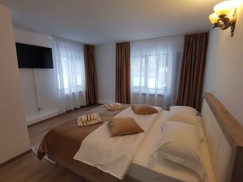 Casa EMY Busteni - Accommodation/Tourist attractions