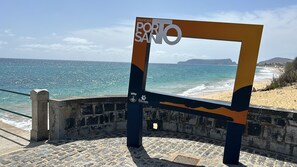 Perto da praia, toalhas de praia 