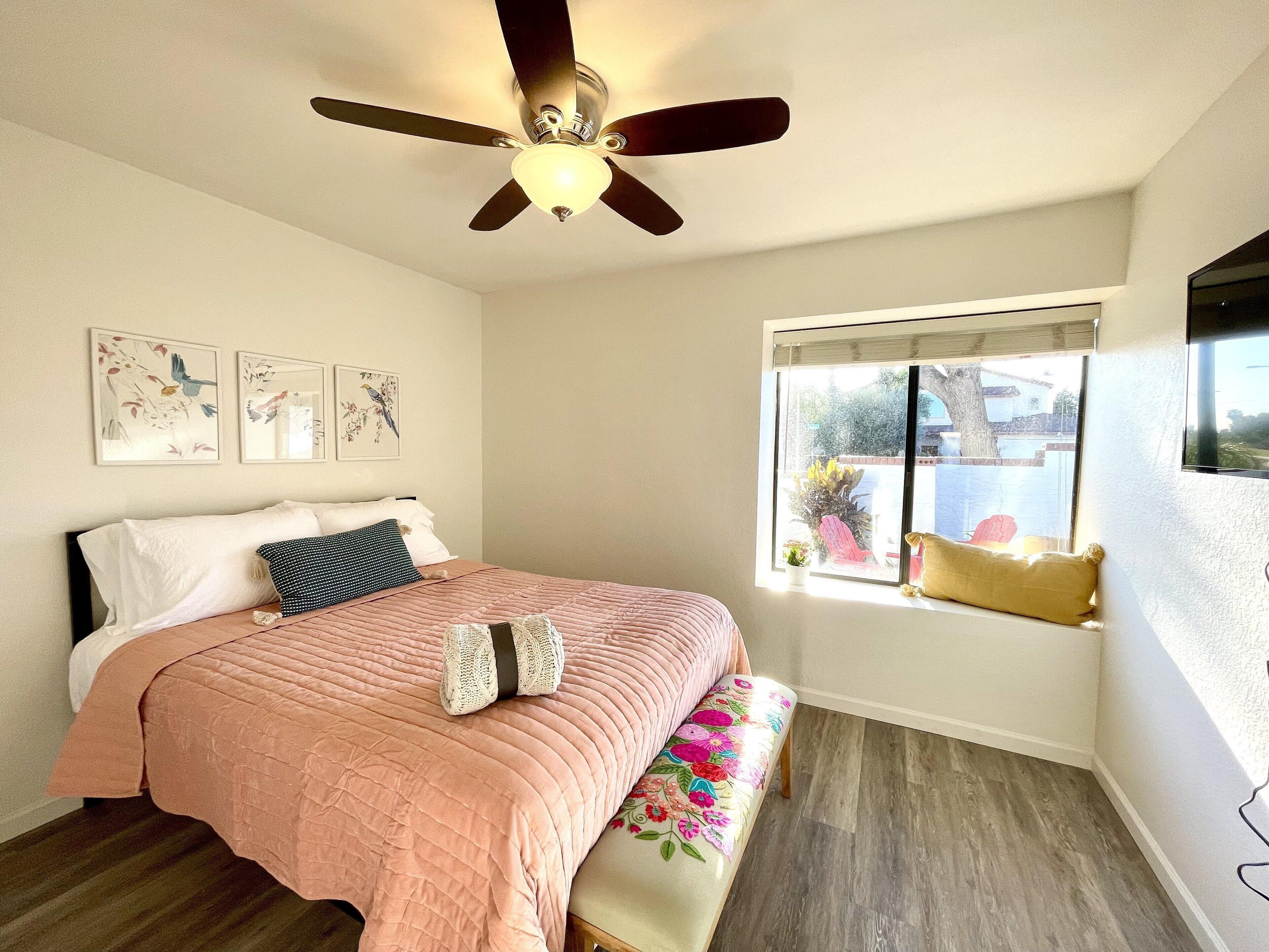 4 Bedroom Hacienda with a Pool and GREAT location!!