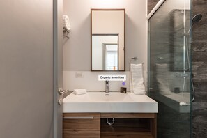Apartment | Bathroom | Towels - Casai Hipodromo Condesa (Mexico City)