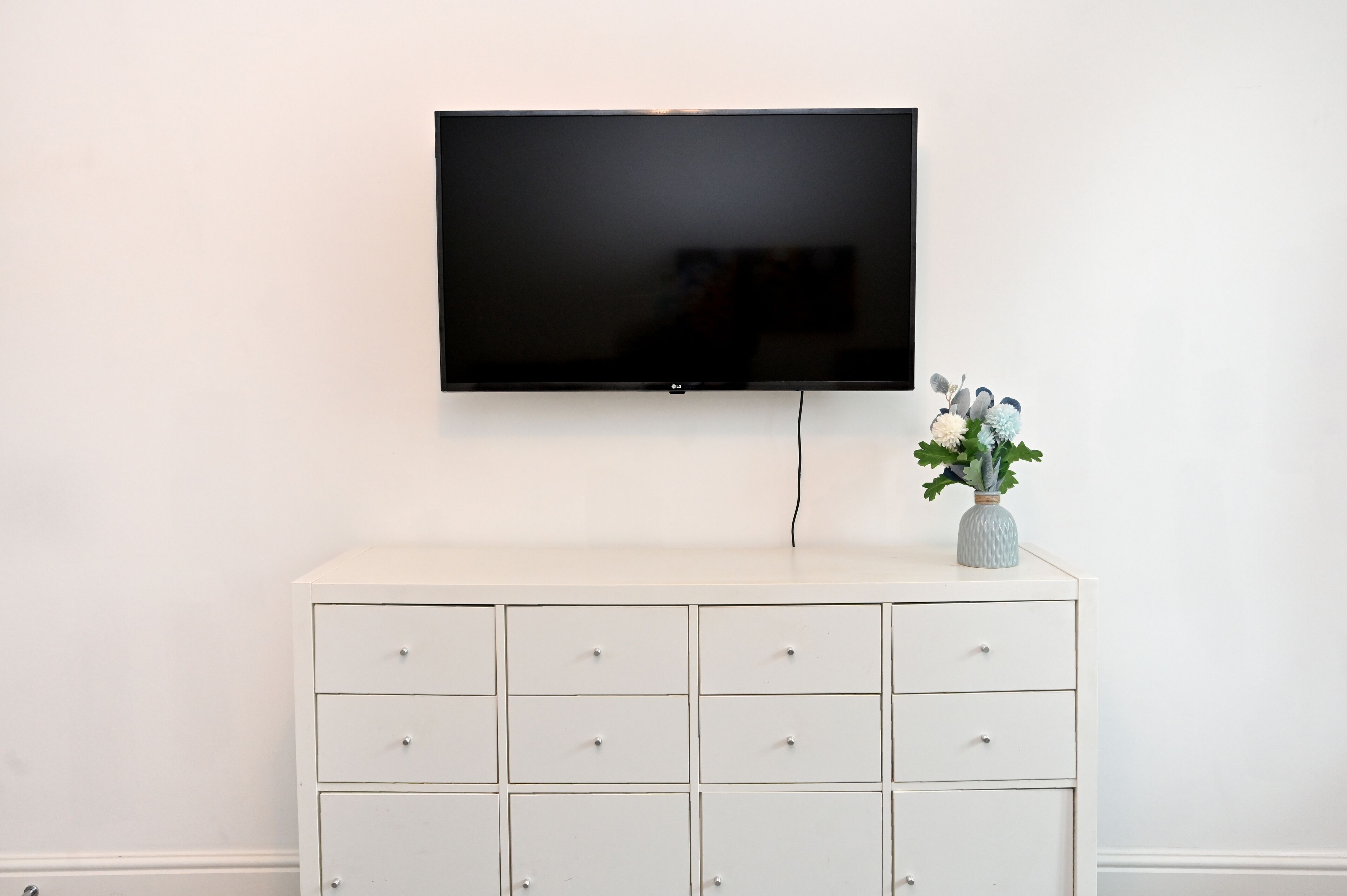 Luxury 2Bedroom - 2Bath - Prime Location - Patio