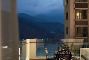 Unclassified image, 3 of 50, button - yueTing Chain Hotel (Hanyuan)