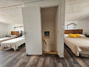 4 Schlafzimmer, Bügeleisen/Bügelbrett, Reisekinderbett, kostenloses WLAN