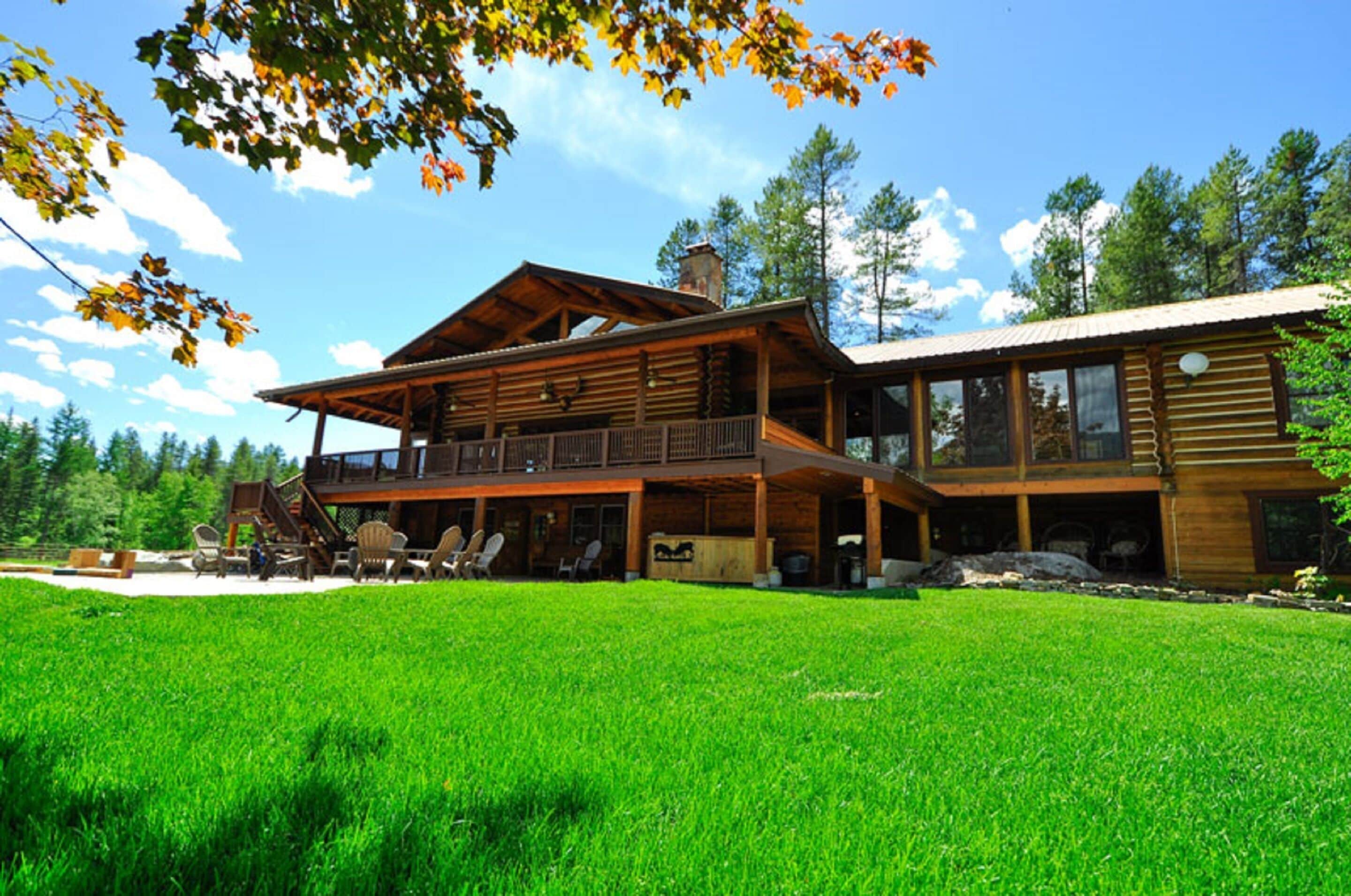 House, 5 Bedrooms w/ Apartment | Vue sur les montagnes