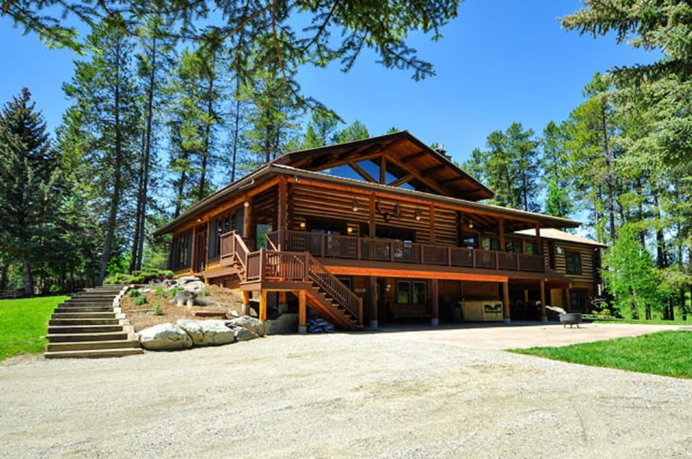 Glacier Homestead by null