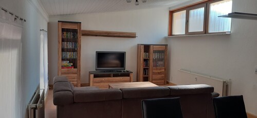 Herzlich willkommen in unserer geräumigen Familienferienwohnung in Köthen!