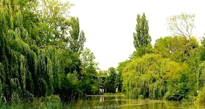 Herzlich willkommen in unserer geräumigen Familienferienwohnung in Köthen!