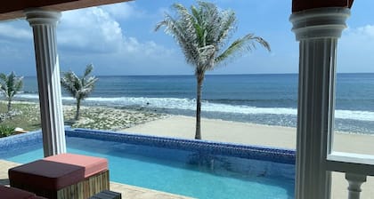 Casa Naranja - Upscale Living with a Private Pool