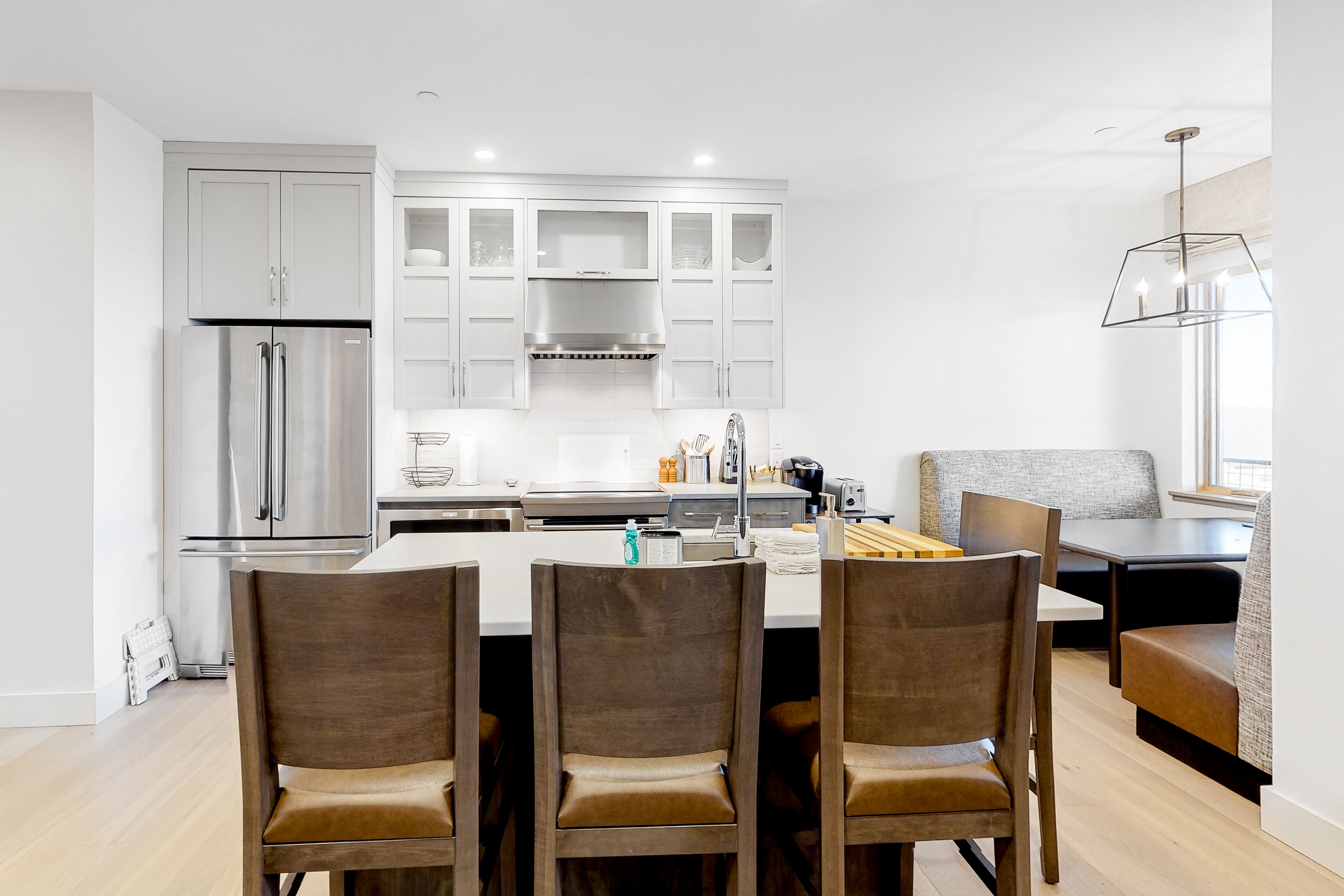 Ski-in/ski-out condo with WiFi, gas fireplace, and private washer/dryer