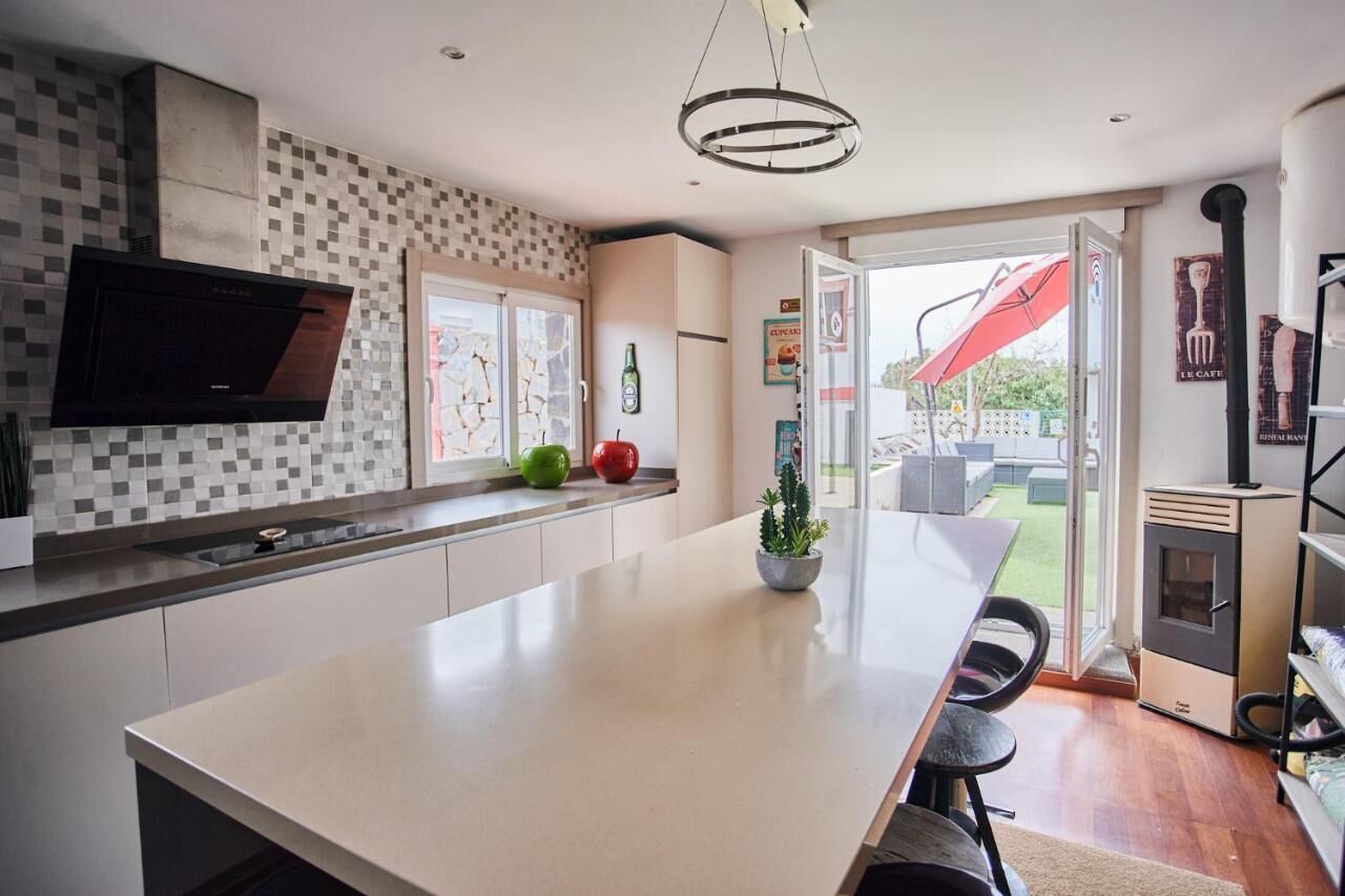 VILLA RURAL PRIVADA WITH JACUZZI CLIMATIZADO TODO EL AÑO!!! & WIFI & BBQ & VISTAS