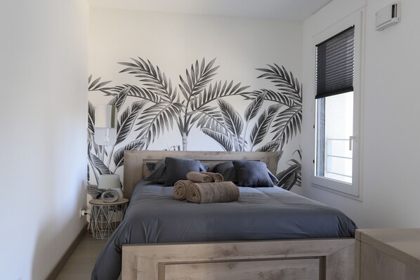 2 habitaciones, tabla de planchar con plancha y wifi gratis 