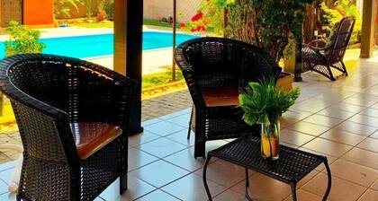 Casa com Piscina em Penha - Beto Carrero