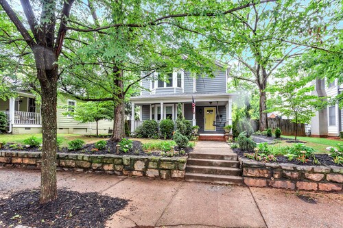Adorable Atlanta gem near downtown with WiFi, backyard, & excellent location