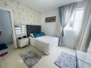 4 bedrooms, premium bedding, individually decorated