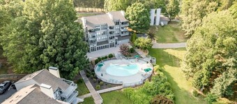 Tranquility Cove at Smith Mountain Lake —Your Home Away From Home!