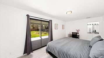 3 Schlafzimmer, Schreibtisch, Bügeleisen/Bügelbrett, kostenloses WLAN