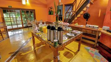 Dagelijks ontbijtbuffet inbegrepen