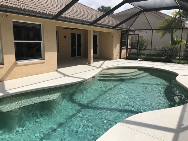 Outdoor pool, a heated pool