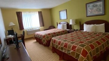 Tabla de planchar con plancha, wifi gratis y ropa de cama 