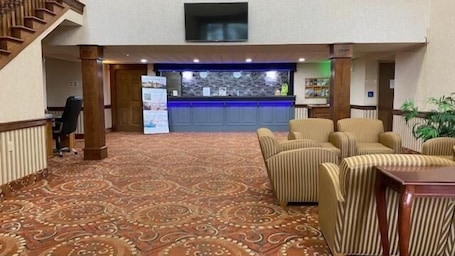 Lobby. American Heritage Inn