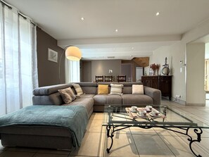 Televisie en een dvd-speler