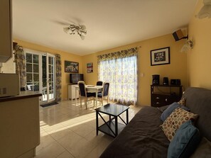 TV - Chez Begue - Arcangues (ARCANGUES)