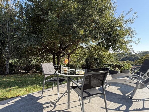 Outdoor dining - Chez Begue - Arcangues (ARCANGUES)