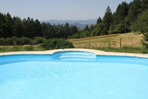 Piscine extérieure, piscine chauffée