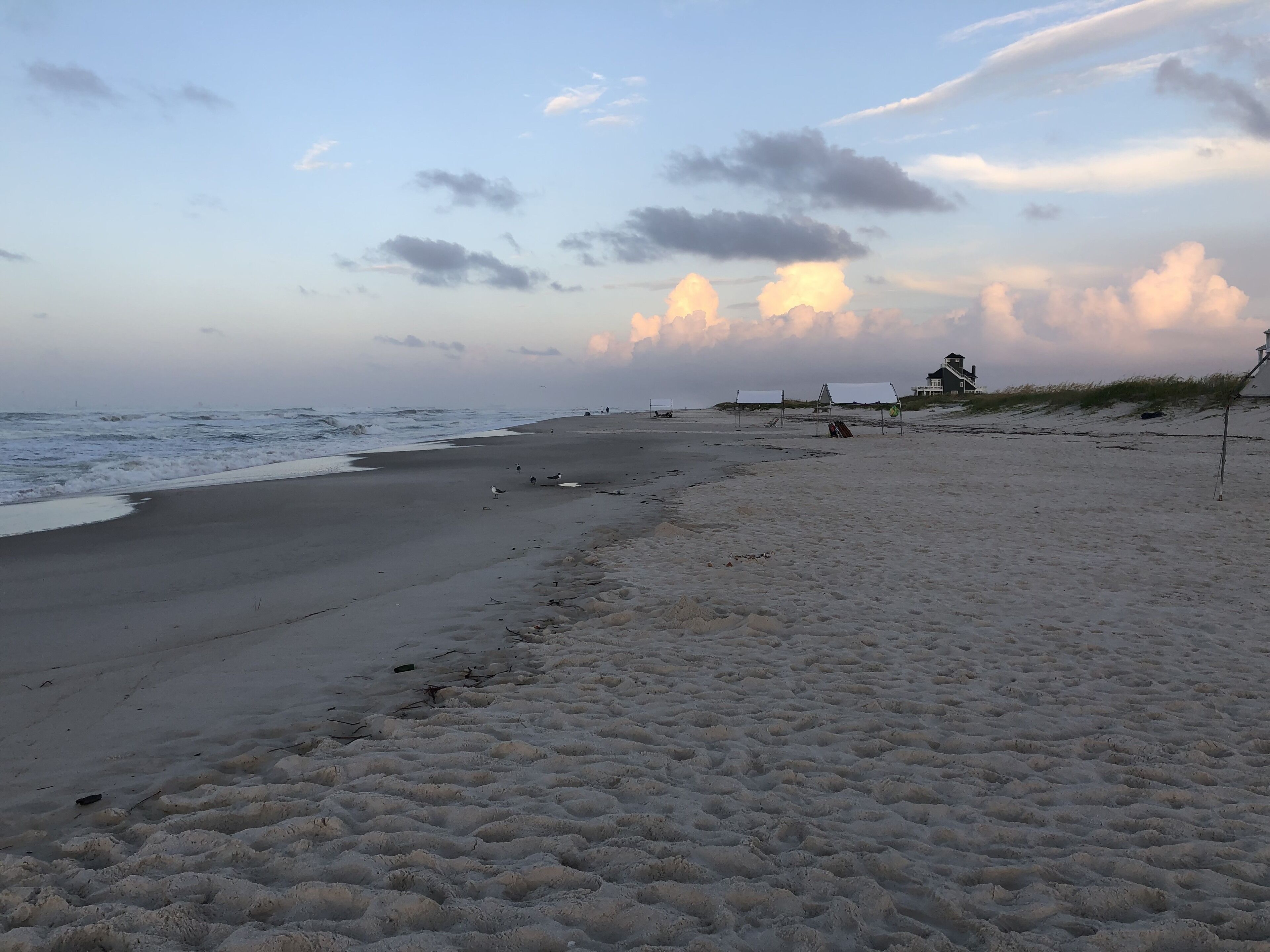 Beach nearby, sun loungers