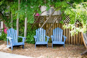 Property grounds - The Little House (Laramie)