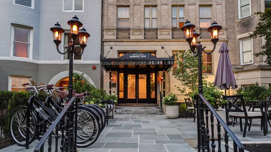 Dupont Circle Embassy Inn by FOUND