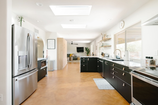 Tons of counter space for all your culinary adventures together.