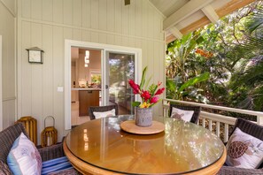 Outdoor dining - Modern, Recently Updated, Walk to Beach, AC, Private Lanai +  Pool, Sauna, Tennis (Koloa)
