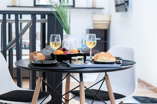 Luxury house with exterior - 25 min from Paris